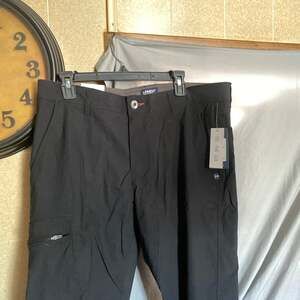 Lands' End Men's Delta Airlines Uniform Black Flat Front Cargo Work Pants

Size